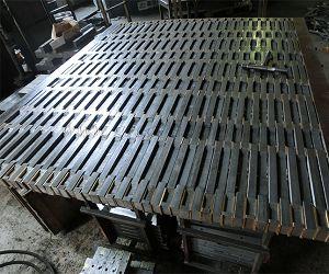 Permanent Magnetic Table.jpg Permanent Magnetic Table.jpg