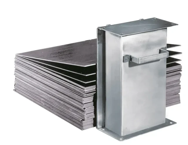 Magnetic sheet fanner housing and mounting points for routine maintenance inspection Magnetic sheet fanner housing and mounting points for routine maintenance inspection