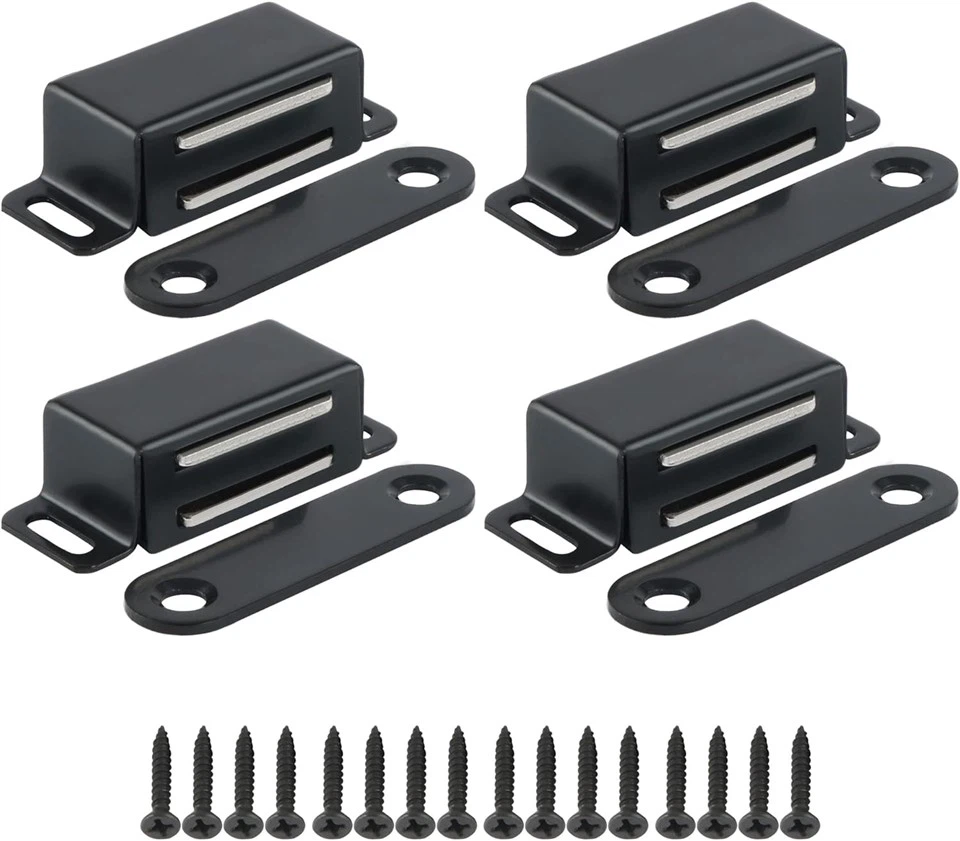 Magnetic door catch